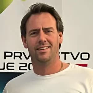 Dejan Petrovic's Profile Picture