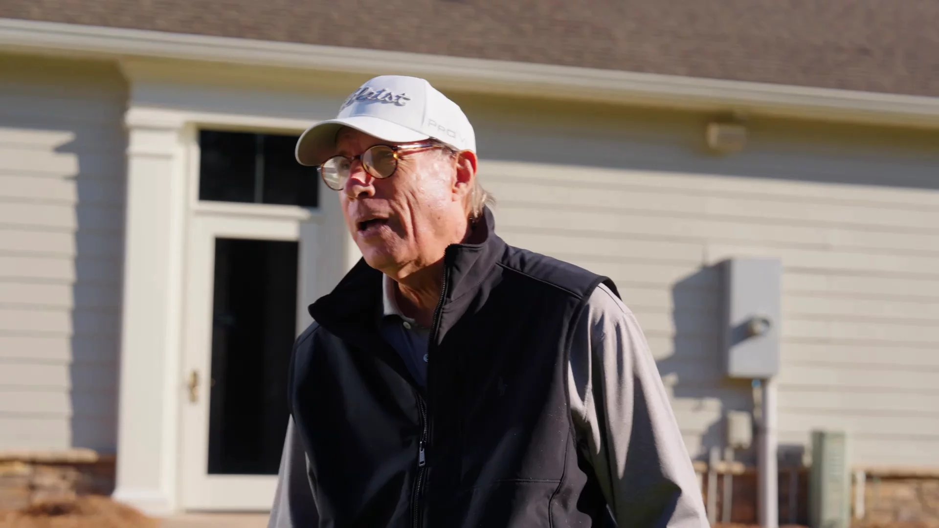 Russell Henley’s Fast Putting Routine – Eliminating Doubt