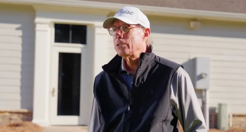 Russell Henley’s Fast Putting Routine – Eliminating Doubt