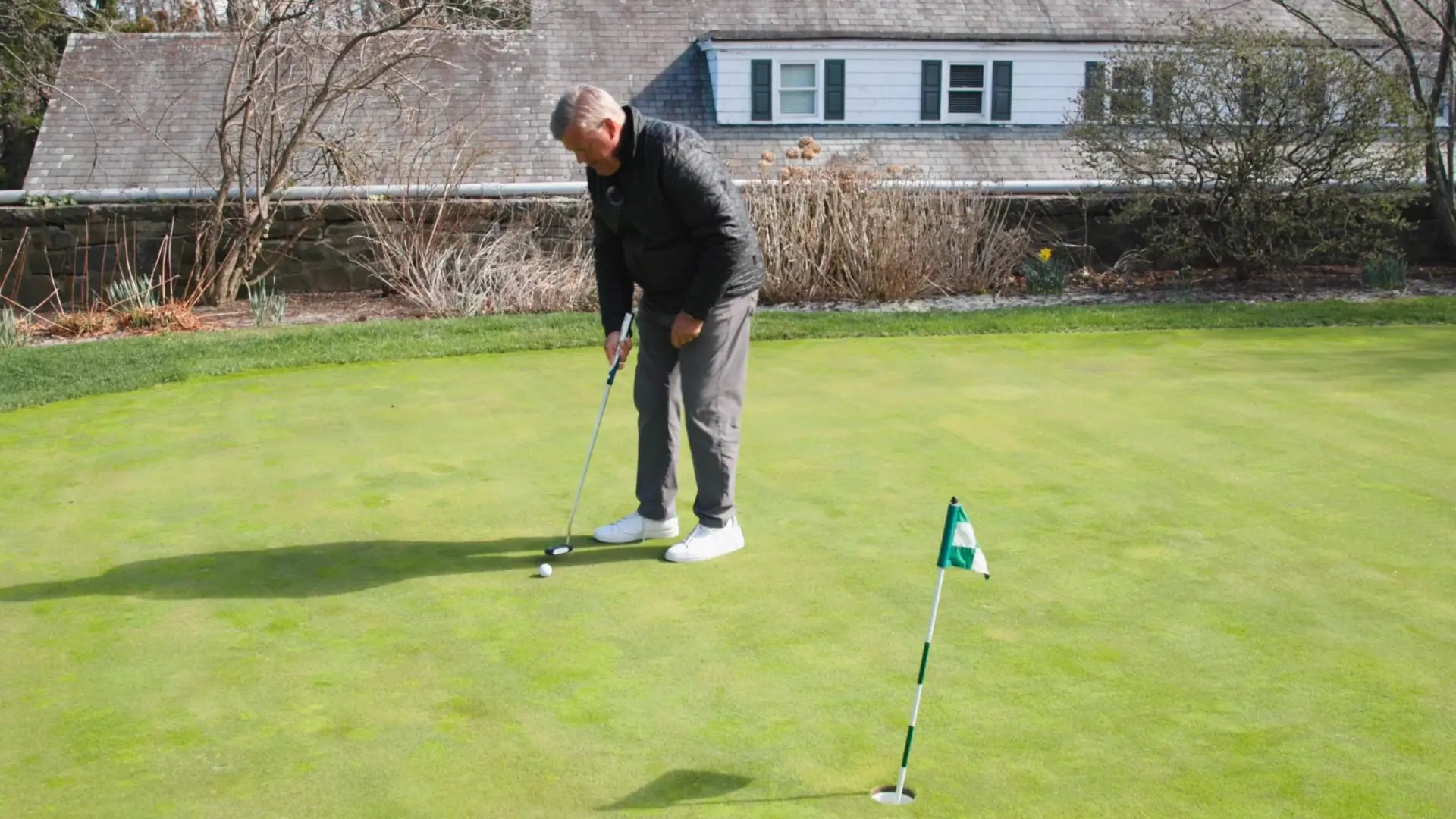 Use your dominant eye to improve alignment