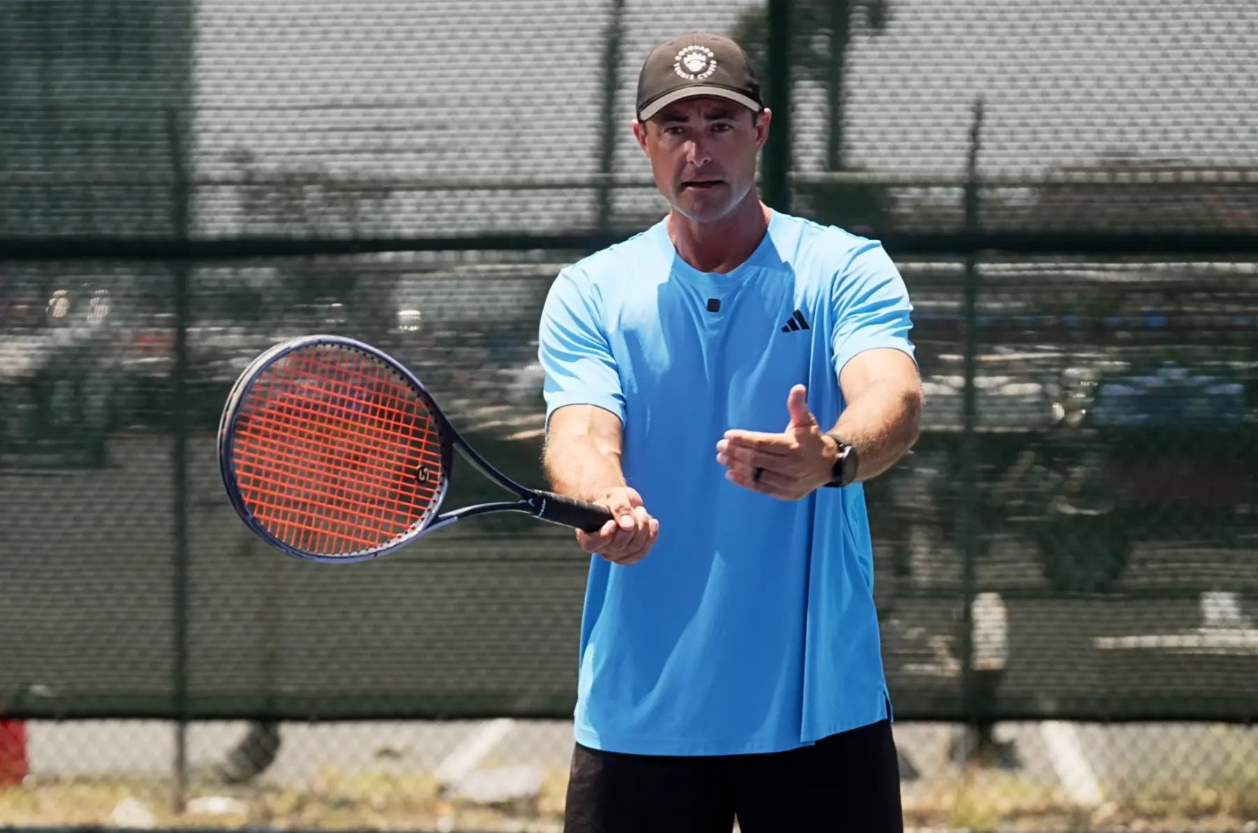 Straight-Arm vs. Double-Bend Forehands: How Contact Points Shape Power & Consistency