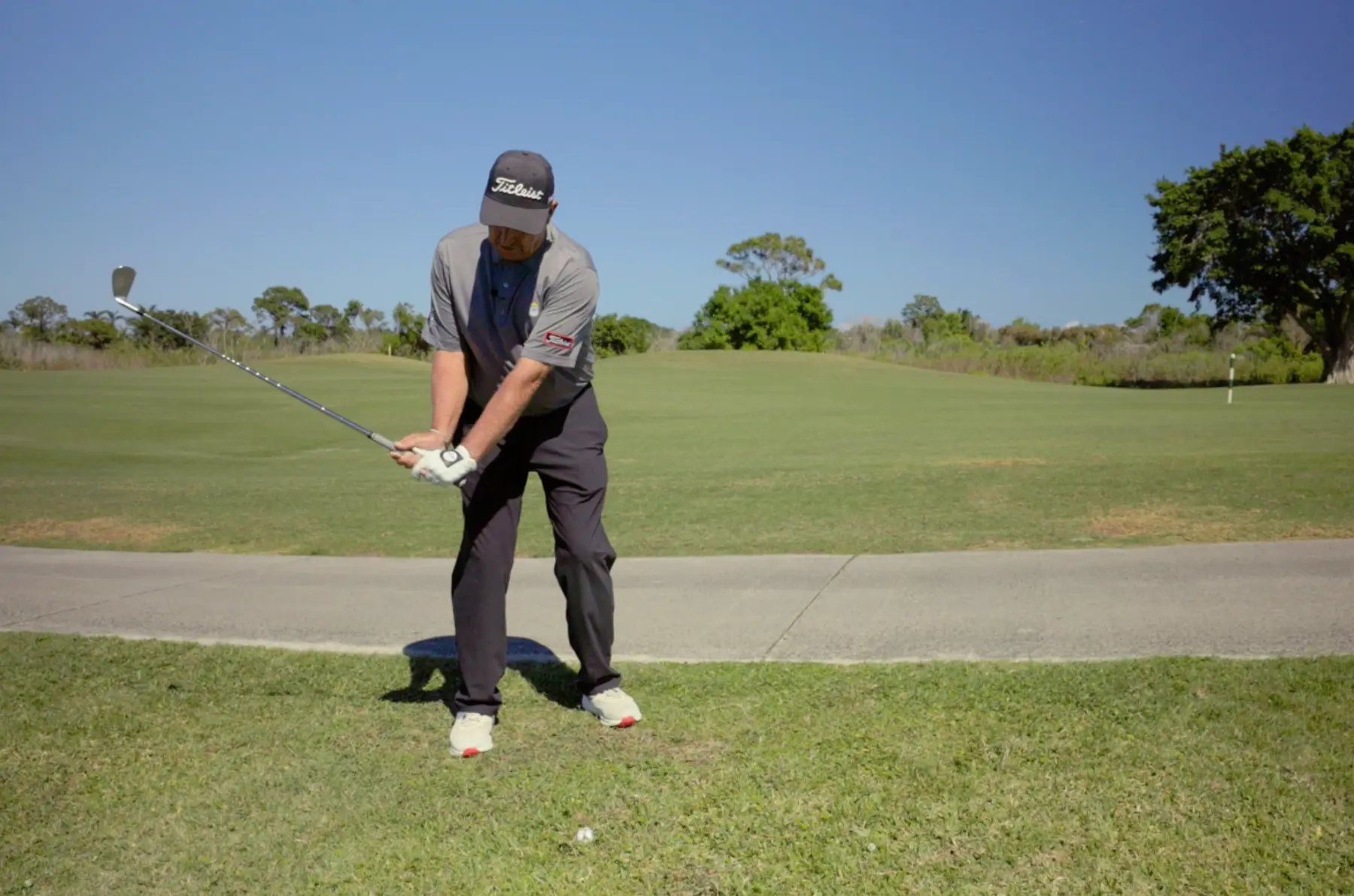 Deep Rough on a Slope: Club, Grip, and Swing Keys for a Successful Escape