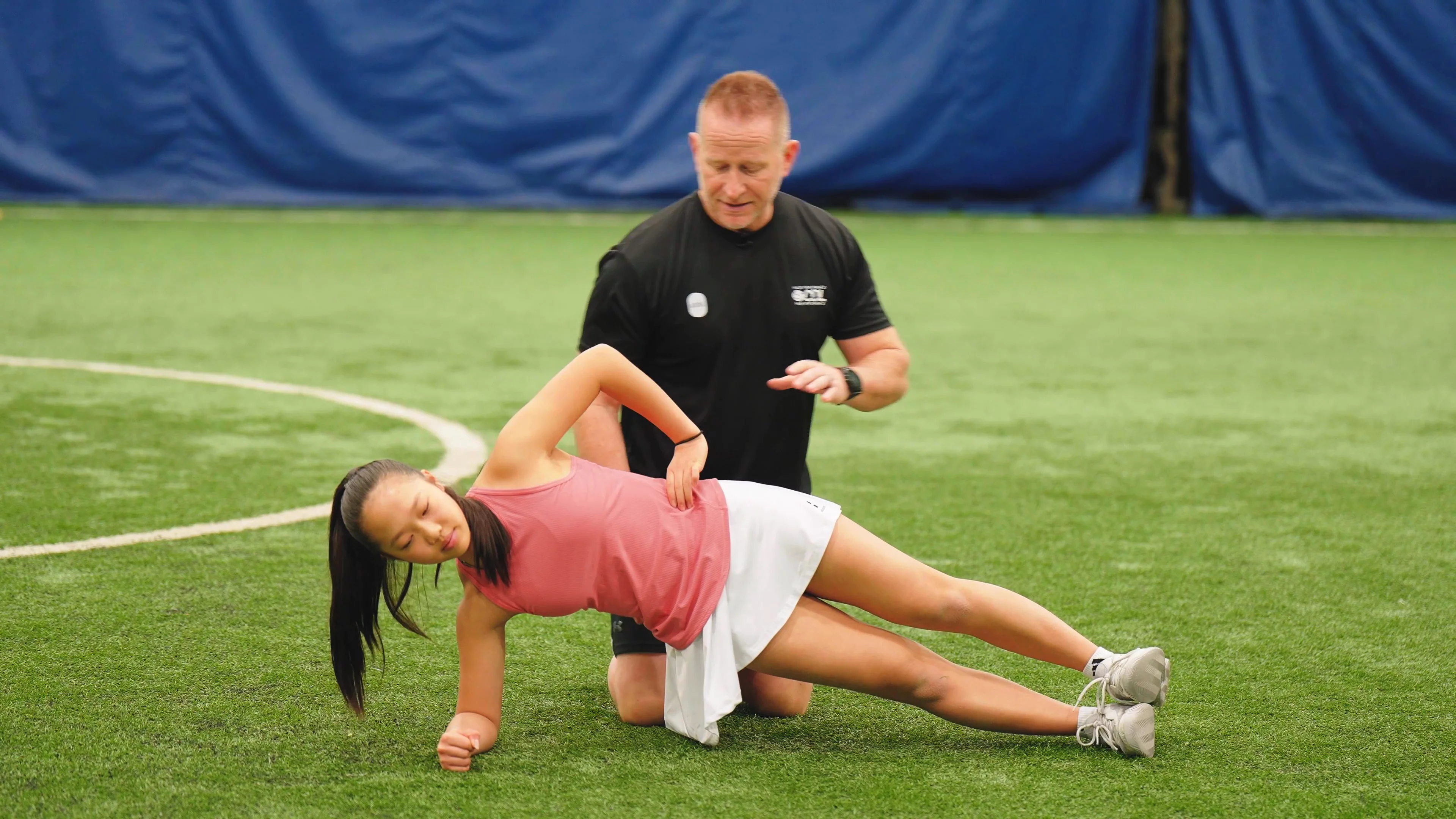 FITNESS (CIRCUIT) - Sideplank 3x20-30sec