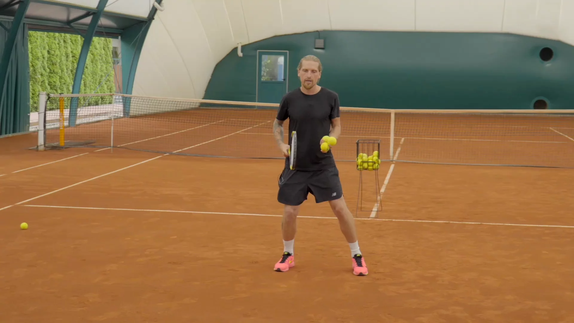 Fast Feet & Small Steps: How Iga Świątek Developed Explosive Footwork