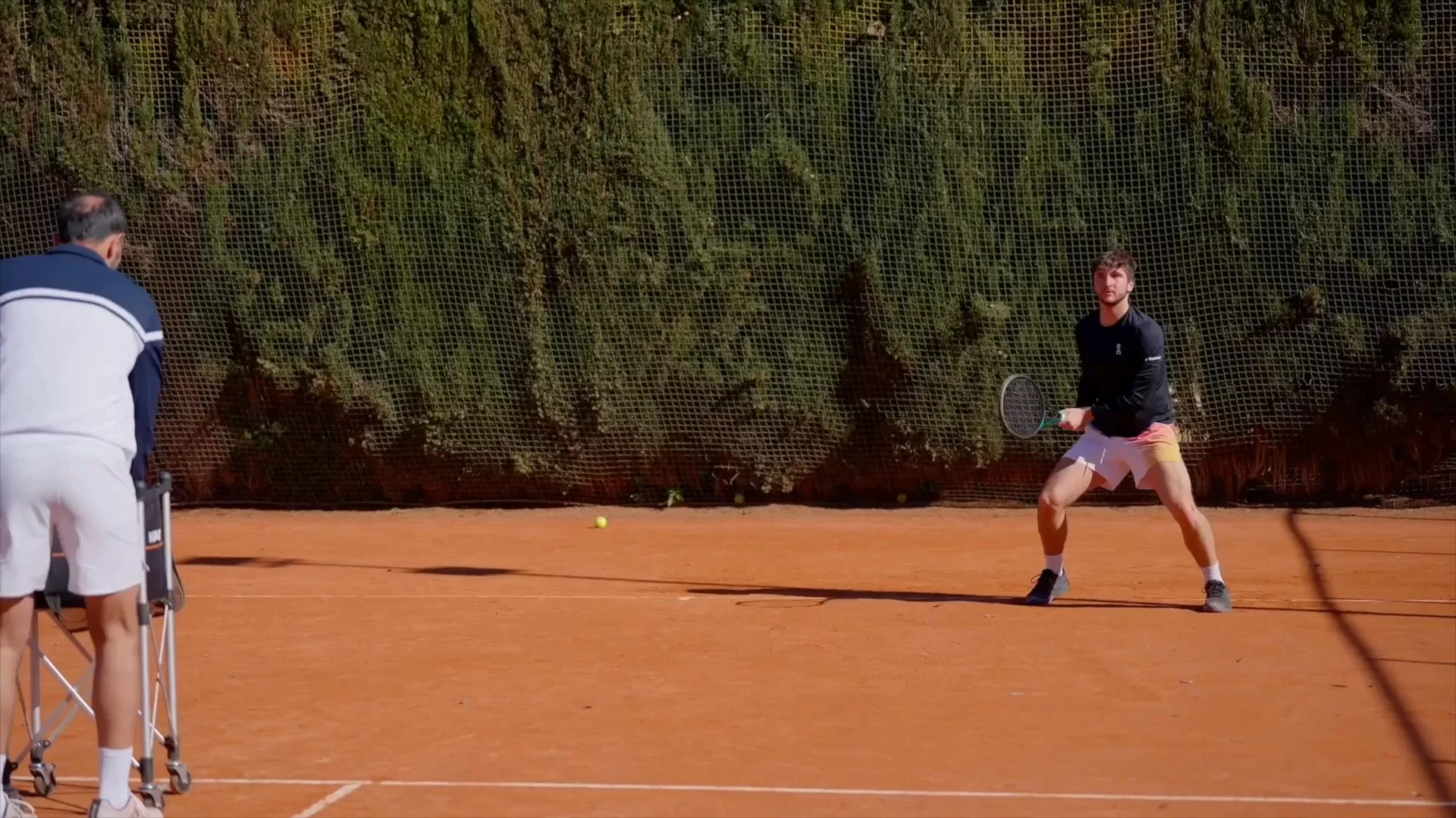 Backhand Footwork for Neutral Balls - Featuring World-Class Coaches
