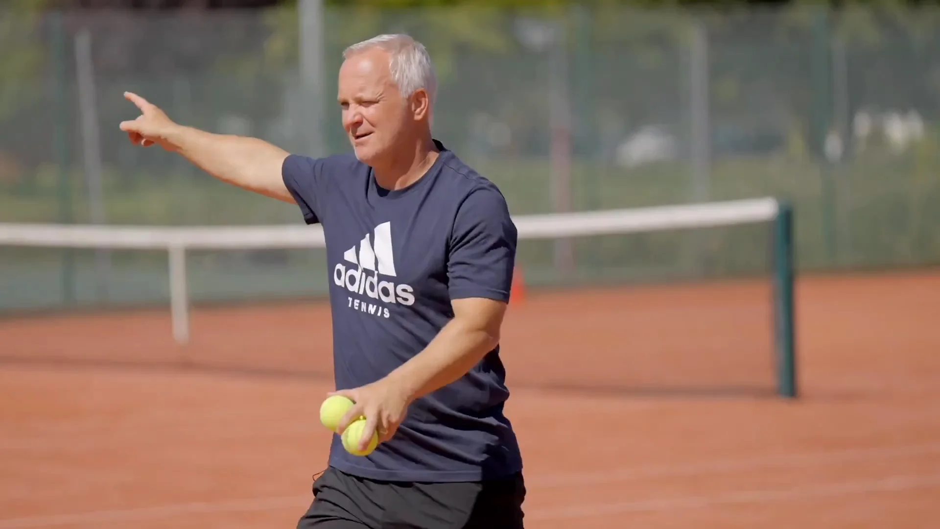 Backhand Return: Using Rotation to Handle Pace
