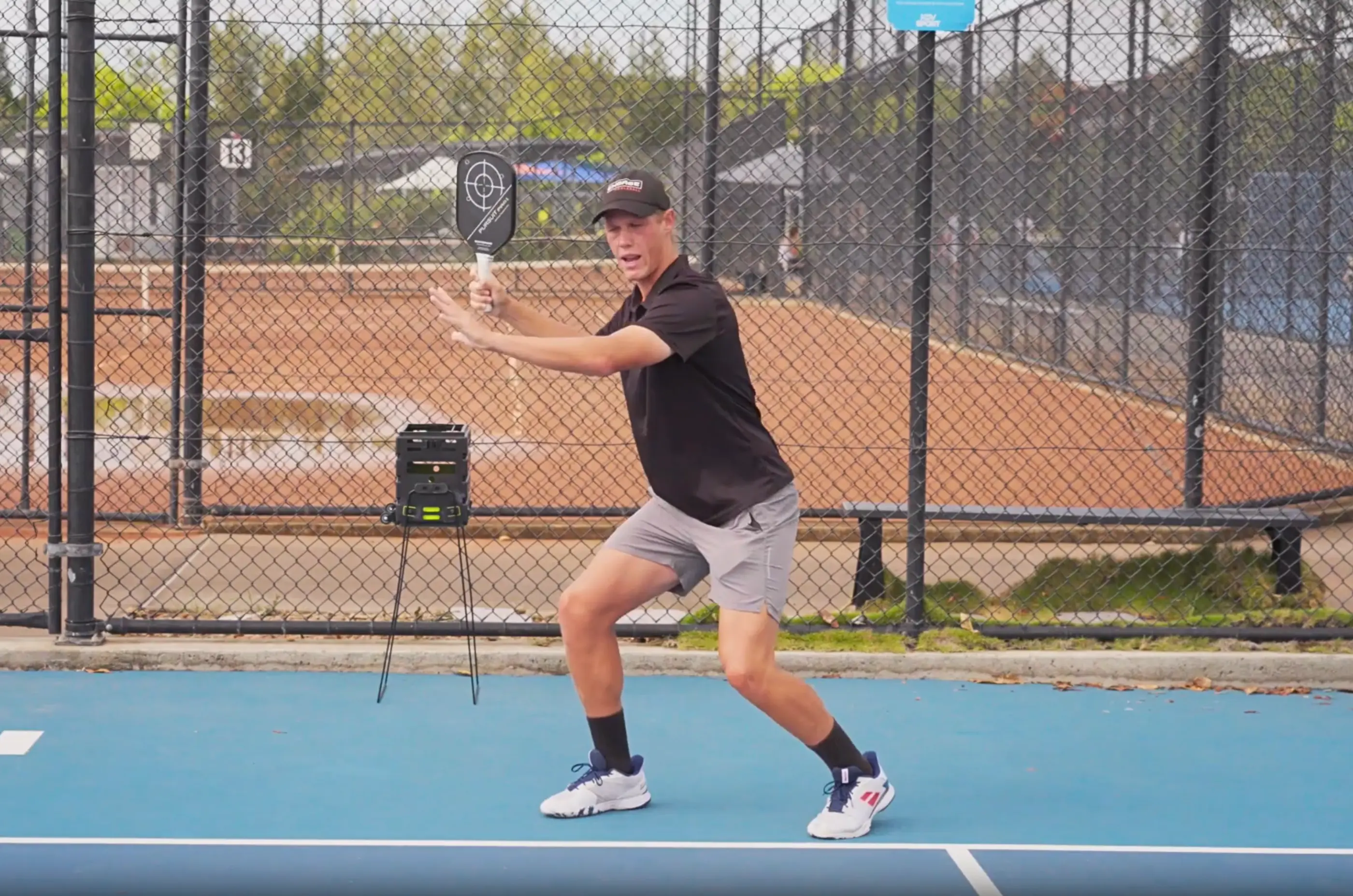 How the Serve Stances Relate to Tactics